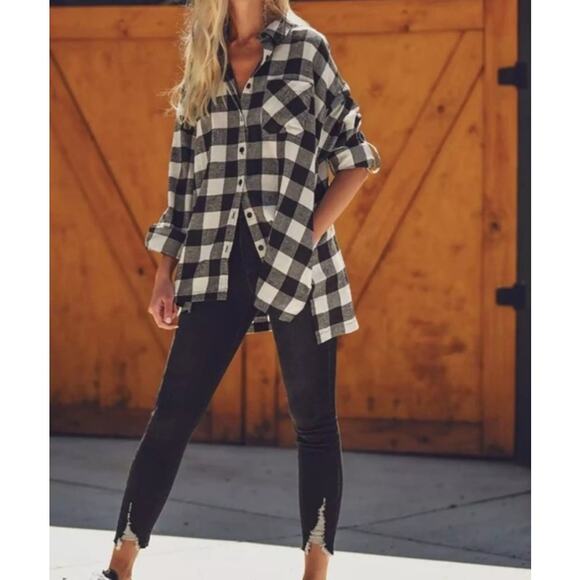 RISEN Los Angeles buffalo plaid long sleeve button-up size small - Picture 8 of 8